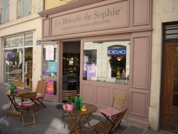 Le Monde de Sophie - Restauration rapide différente